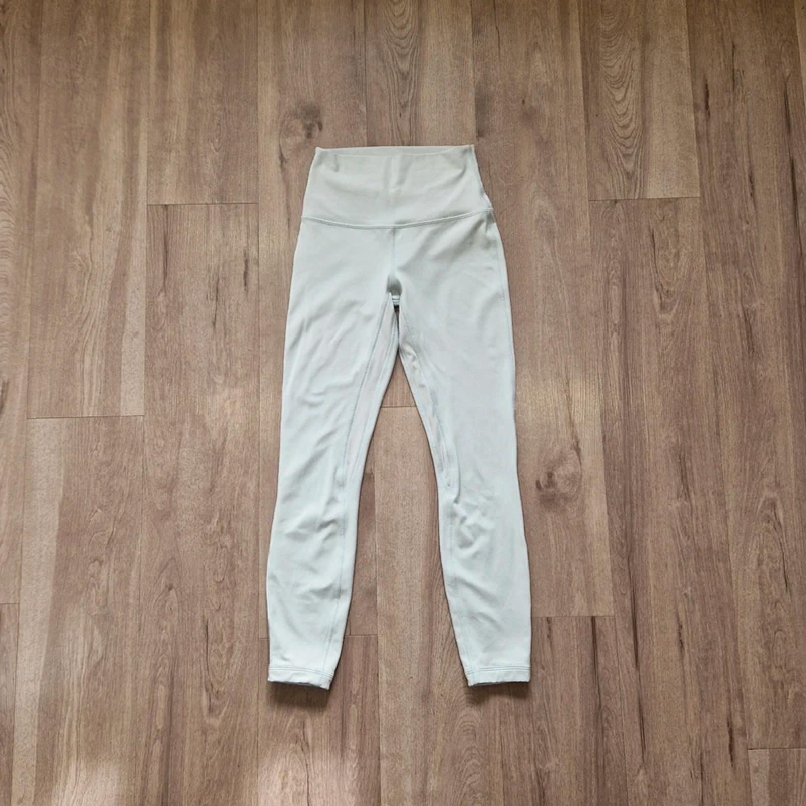 Lululemon Leggings UK 8 US 4 Womens Mint Green